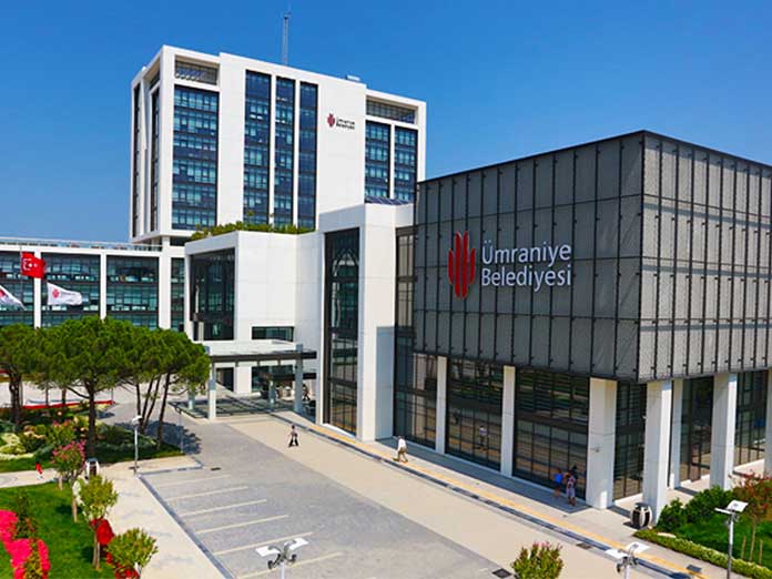Ümraniye Belediye Binası
